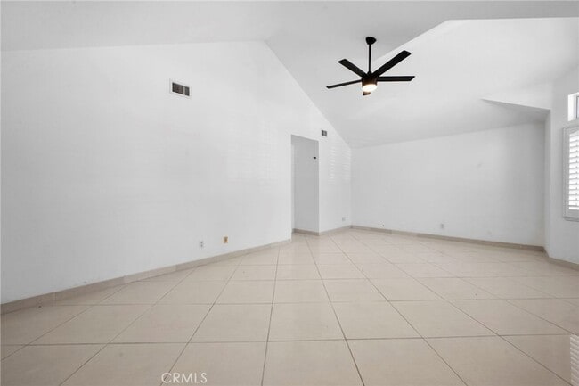 Building Photo - 1232 Meadow Ct