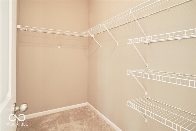 Building Photo - 8709 Rowling Way