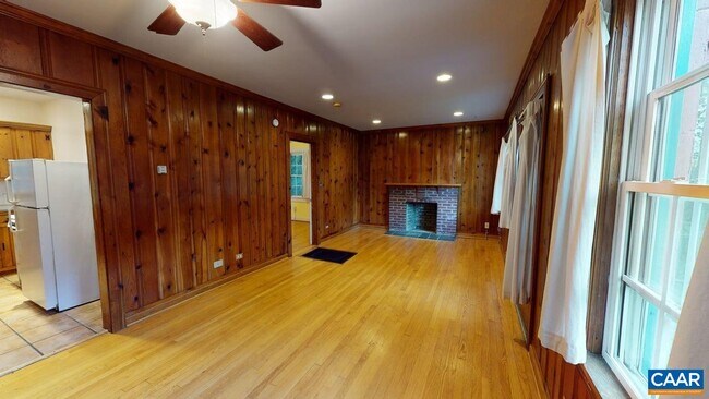 Building Photo - 609 Wine Cellar Cir