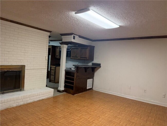 Building Photo - 981 Woodward Park Dr