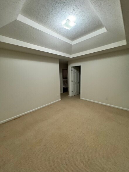 Building Photo - 4294 Defoors Farm Trl