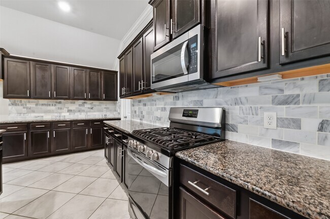 Building Photo - 134 S Bearkat Ct