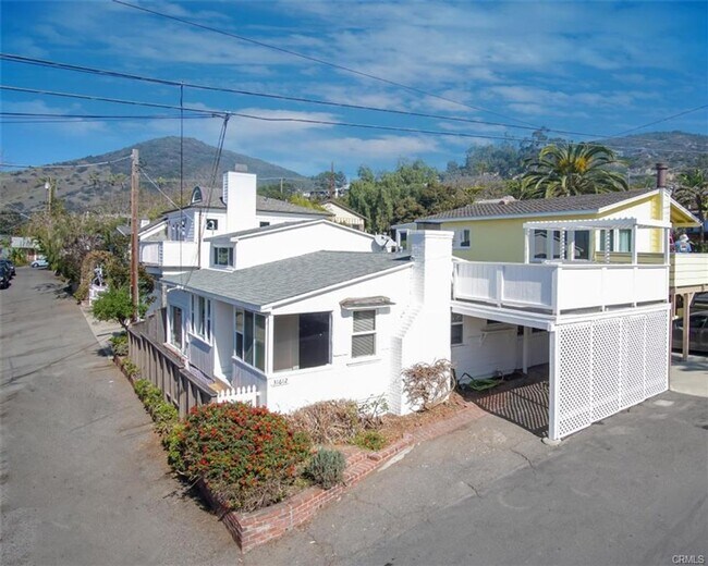 Building Photo - 31612 Santa Rosa Dr