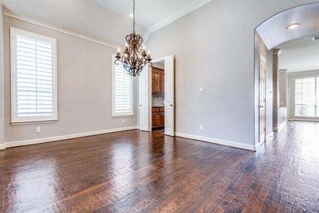 Building Photo - 7701 Thistledown Dr