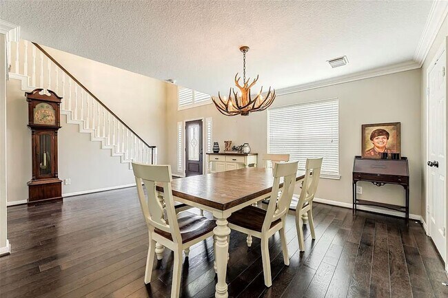 Building Photo - 5434 Chinaberry Grove