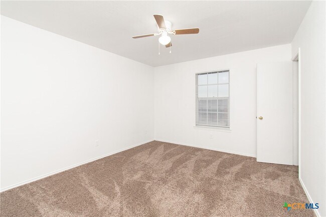 Building Photo - 3602 Malibu Ln