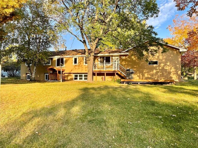 Building Photo - 5559 Turtle Lake Rd