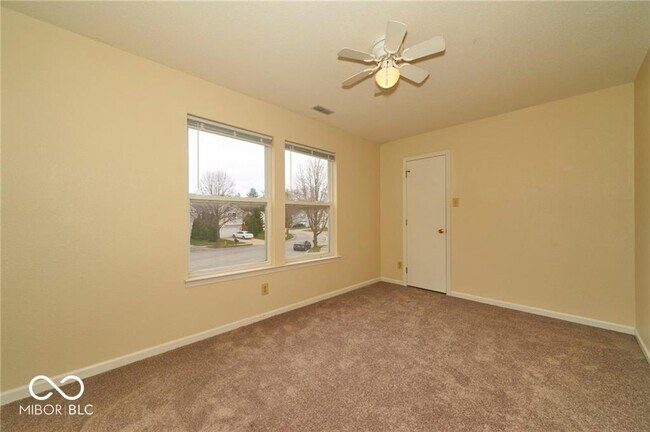 Building Photo - 12772 Crescent Dr