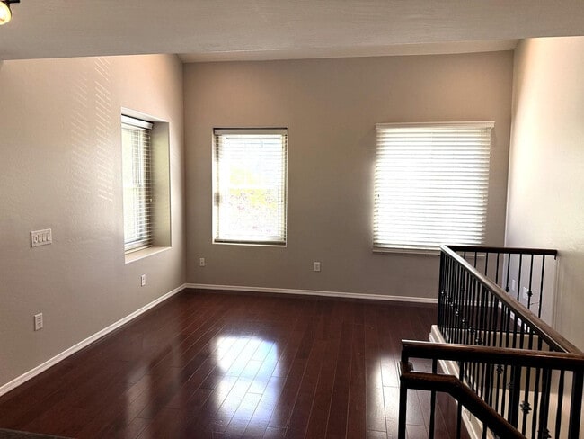 Building Photo - 4078 E Windsor Dr