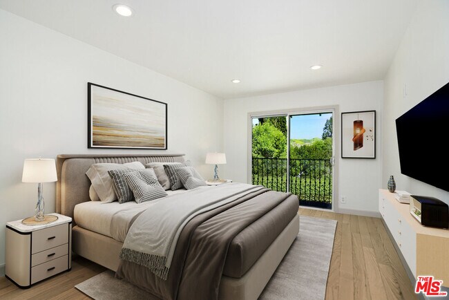 Building Photo - 5020 Dantes View Dr