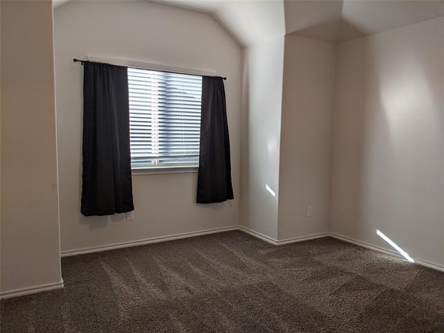 Building Photo - 209 Meadows Dr