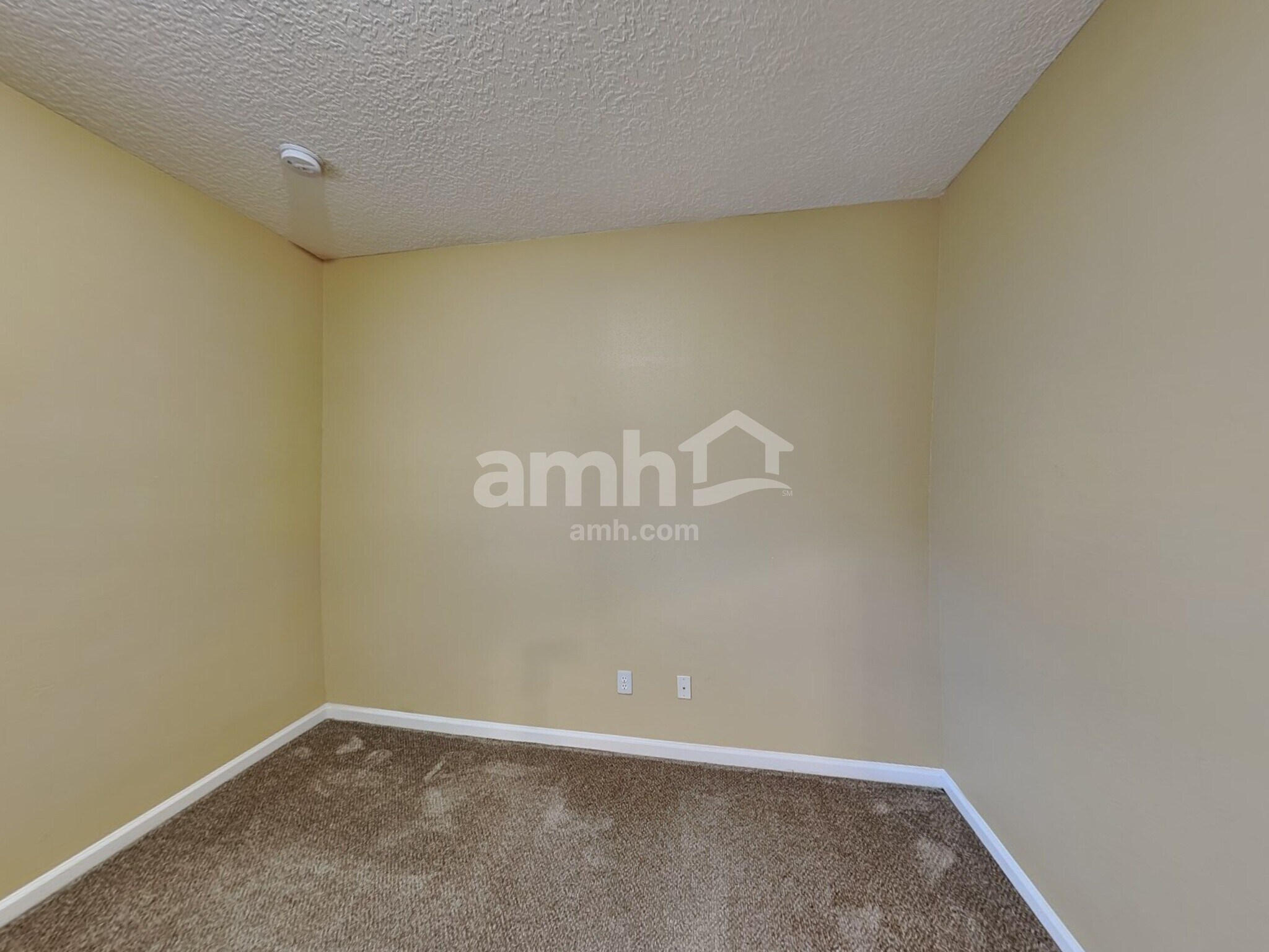 Building Photo - 921 Indian River Rd