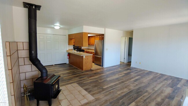 Building Photo - 1015 Fair St