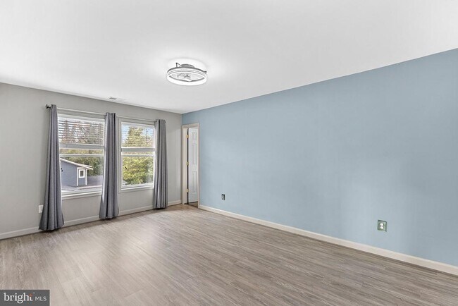 Building Photo - 19451 Youngs Cliff Rd