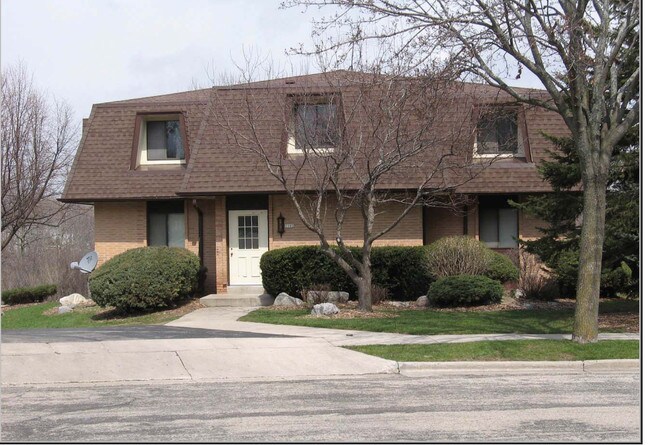 Primary Photo - Brookside Apartments