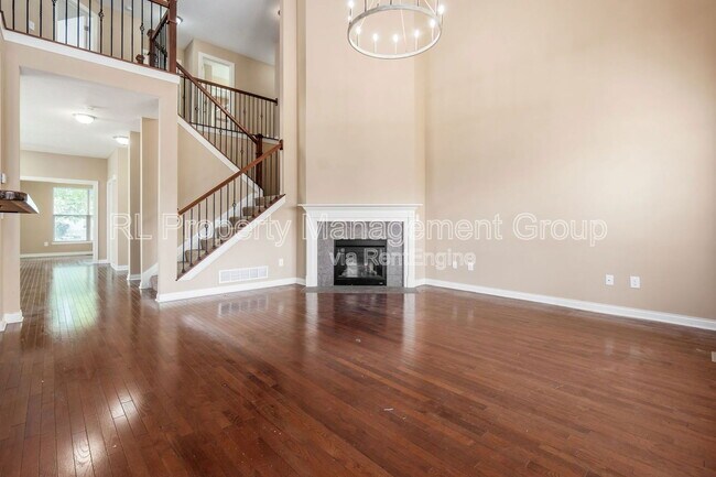 Building Photo - 10327 Indigo Dr