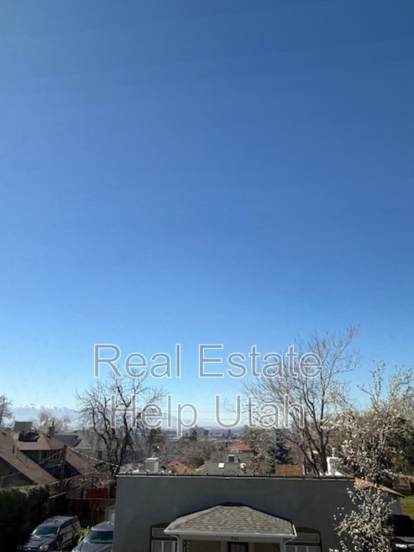 Building Photo - 365 S Elizabeth St