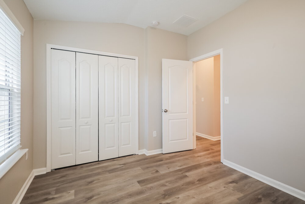 Building Photo - 12568 White Cedar Trail