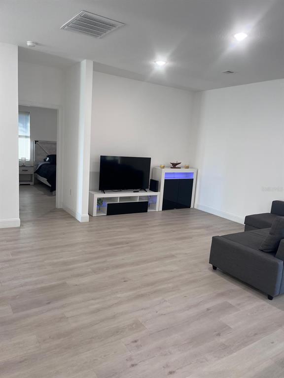 Building Photo - 1597 Kerman St