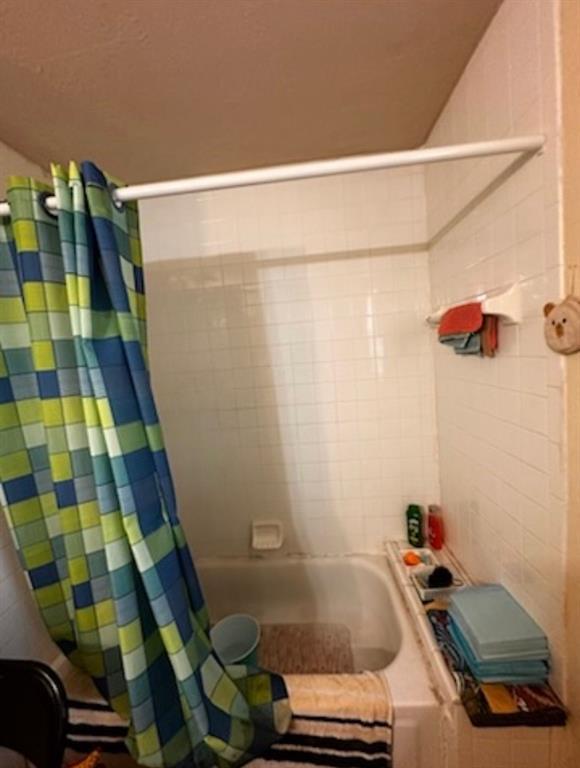 Building Photo - 2921 SW 28th St