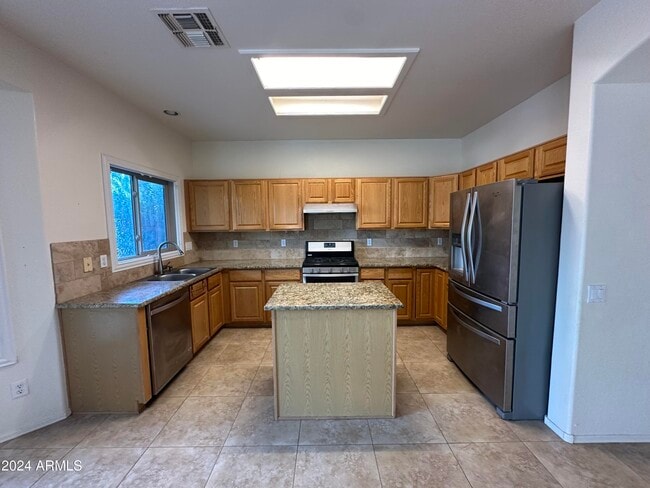 Building Photo - 4660 S Wildflower Dr