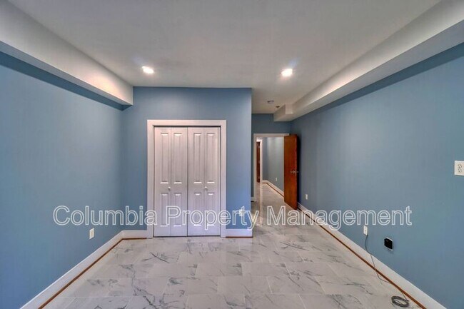 Building Photo - 1553 9th St NW