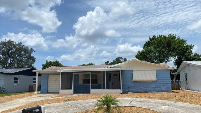 Building Photo - 3503 Oakhurst Dr