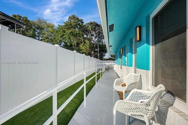 Building Photo - 1319 SW 30th St