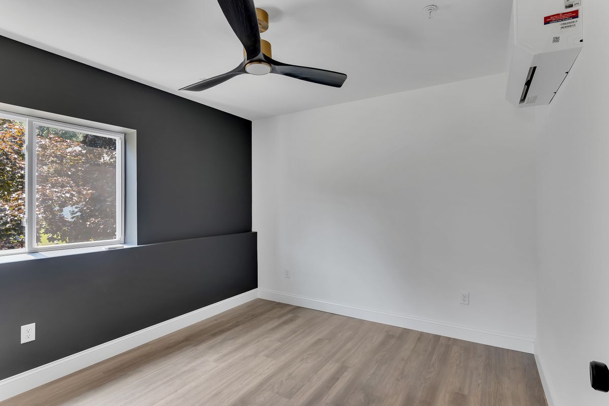 Building Photo - 36 Pawling Ave