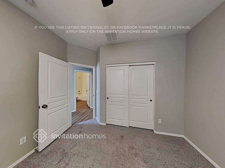 Building Photo - 18248 N Arbor Dr