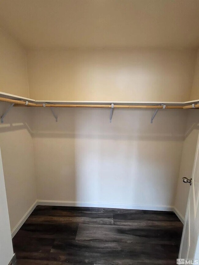 Building Photo - Spacious 3-Bedroom Home on 1.35 Acres with Valley Views – Dayton, NV