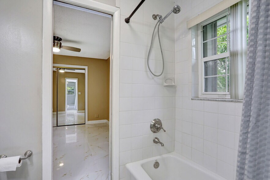 Building Photo - 3607 NW 82nd Ter