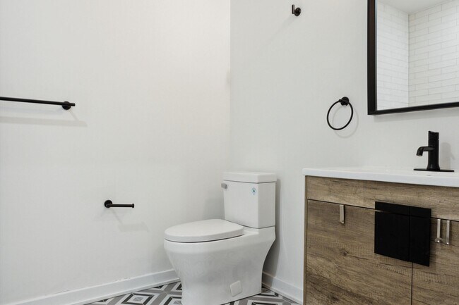 Building Photo - 1809 N 18th St