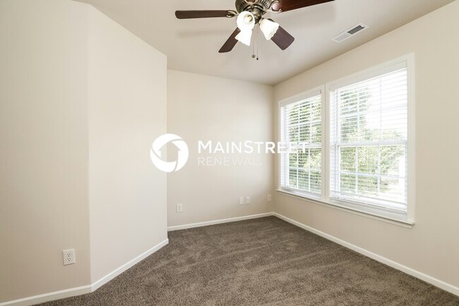 Building Photo - 540 Lakewood Glen Ct