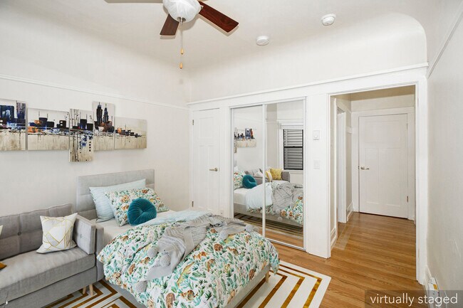 Building Photo - Vue De Lac Apartments