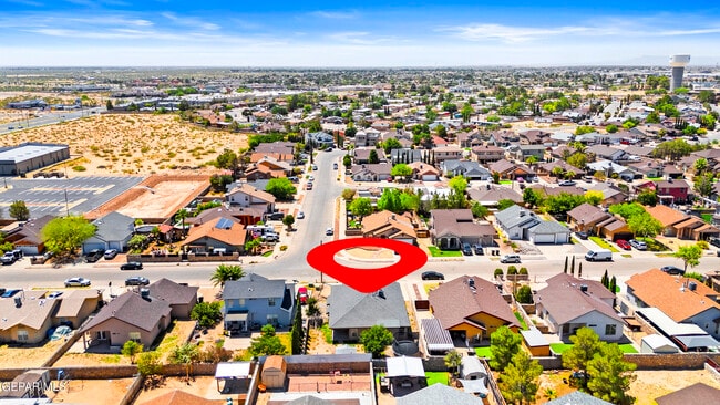 Building Photo - 14069 Lago Seco Dr