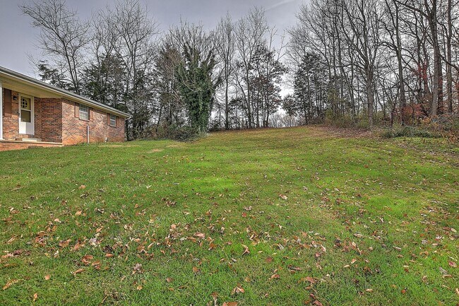 Building Photo - 4660 Kingsport Hwy