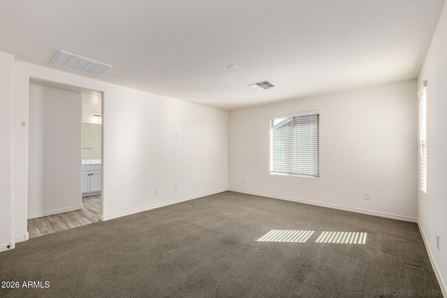 Building Photo - 1712 S 82nd Pl