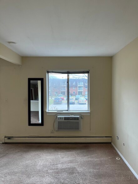 Building Photo - 2 Villa Verde Dr