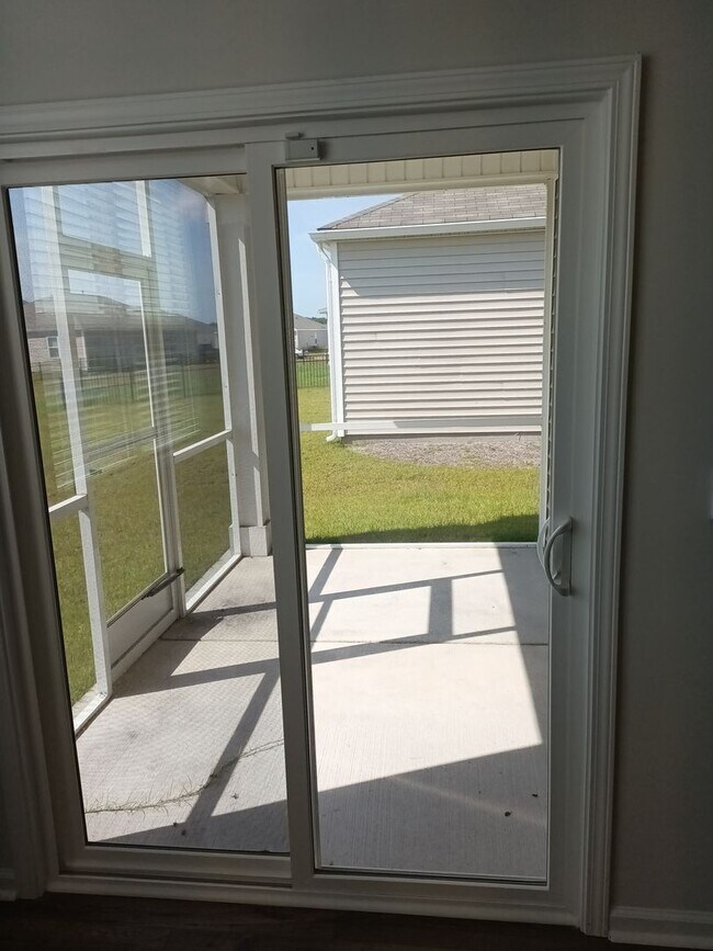 Building Photo - Flintshire Drive