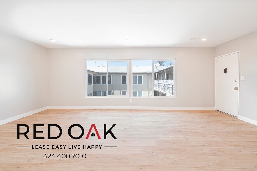 Building Photo - 4646 Coliseum St