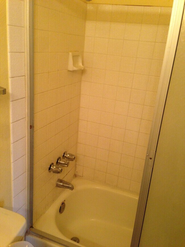 Building Photo - Beautiful 3 bedroom home in Lancaster