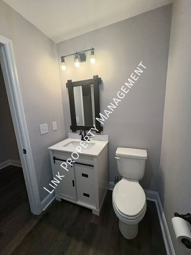 Building Photo - 8233 Harrison Bay Rd