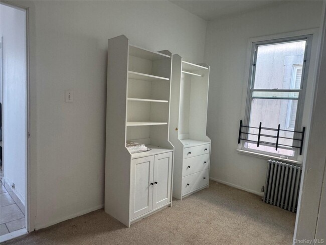 Building Photo - 95-11-95-90 90th St