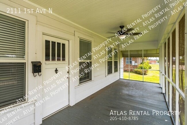 Building Photo - 2111 1st Ave N