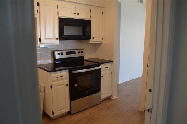 Building Photo - 4110 Green Acres Cir