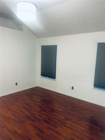 Building Photo - 702 Kristi Ln