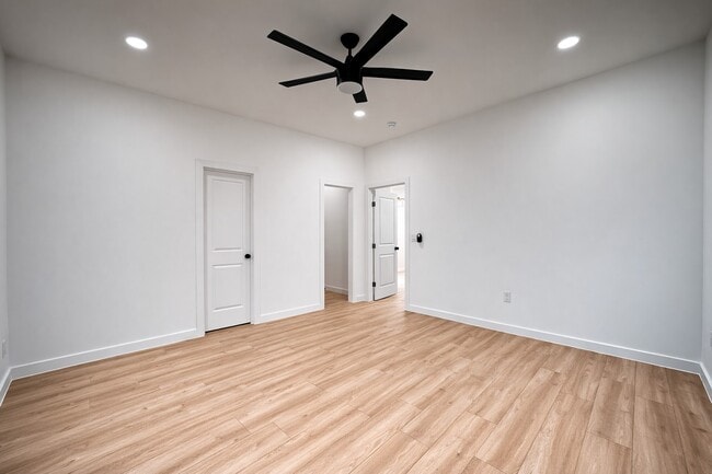 Building Photo - 22516 E Martin Dr