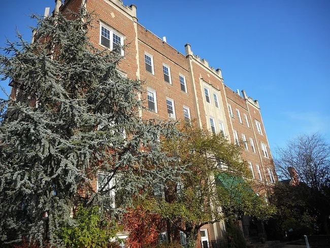 Building Photo - Westfield Arms