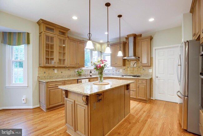 Building Photo - 5105 Claybank Ln